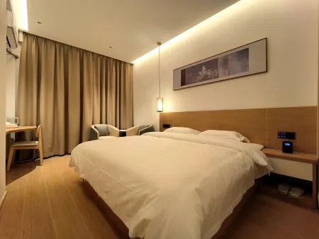 Fengshun Wangjiangwan Homestay Отели рядом с достопримечательностью «Tonggufeng Scenic Area»