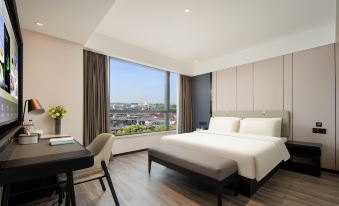 Yangzhou Slender West Lake Vientiane Hui Atour X Hotel