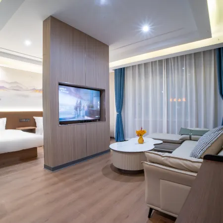 Colorful Danxia  Chenye Hotel