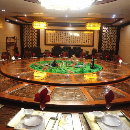 Yuxia International Hotel