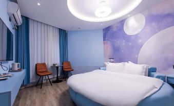 Ziyang Lijing Holiday Hotel