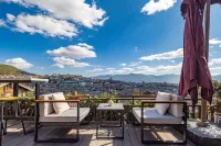 Qionglou Night Moon Pretty Mid-Levels Designer Sky Garden Panoramic Beauty Accommodation