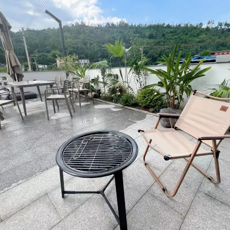 YunMan Hot Spring