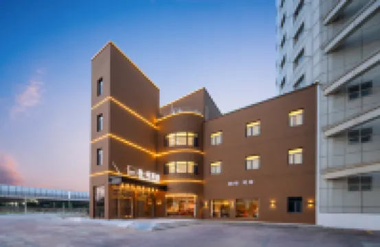 James Joyce Coffetel Hotel (Tianjin Aoti Zhongxin Huayuan) Hotels near Huayuan Area