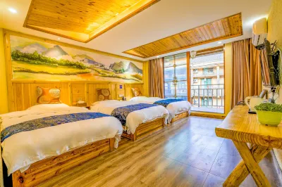 Doumi Jinyan Hotel