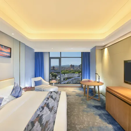 Ramada Plaza by Wyndham Dongxing Citycenter
