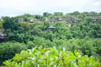 Nanshan Cangyi | Tropical Style villa hotel (in Guna Ka Dai cultural park, Mannongfeng resort area)