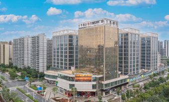 Quan JI hotel (Zhu Hai Station Bao long mall  )