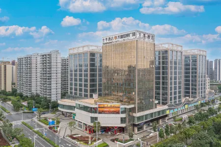 Quan JI hotel (Zhu Hai Station Bao long mall  ) Отели рядом с достопримечательностью «Zhuhai Branch of Beijing Normal University Dormitory»