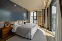 Elephant & Moon Resort, Mogan Mountains