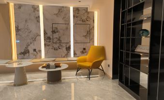 Ruiyi Light Residence Hotel