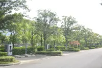 Dusit Thani Dongtai - parking