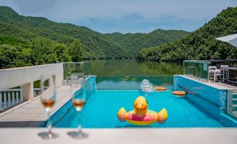 Luanchuan Guanlan Shanshui Homestay