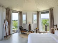 Stray Birds × Weixu Helan Nomadic Camp Hotels in Helan