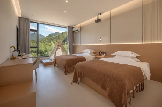 Xuancheng City, Anhui Province, Jing County, Cai Village Town, Shi Village Group 22 Hotels in Jing County