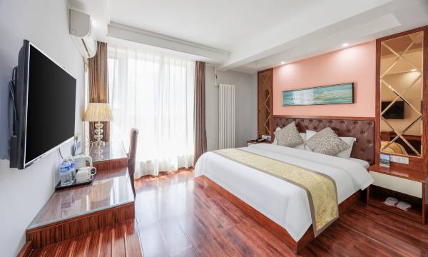Super 8 Hotel (Beijing Pinggu Gufeng Road)