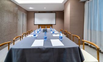 Yunting Hotel (Renshou Campus of Chengdu Foreign Language School)