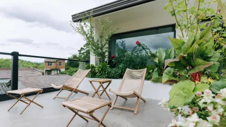 Jinyun Blooming Lotus . Ppdu