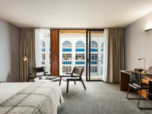 MACq 01 Hotel