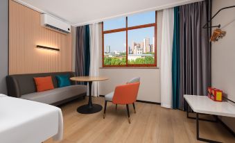 City Comfort Inn Hotel (Xiaguan Hanchuan Gymnasium Road Branch)