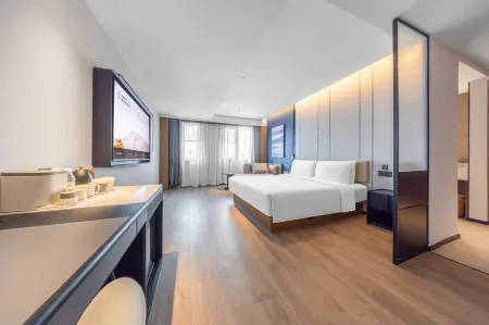 Atour Hotel Kaifeng North Station Museum Отели рядом с достопримечательностью «Kaifeng Gulou Plaza»