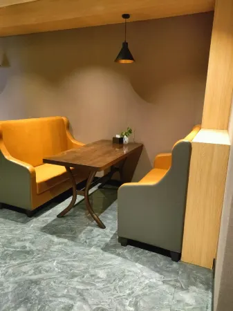 Shankee Hotel (Xin'an Hangzhou Road) Отели в г. Синьань