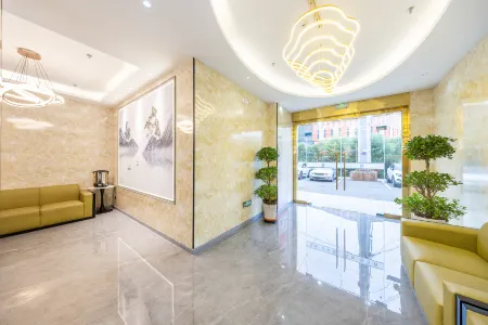 Yueyang Hotel (Wildlife Park Commercial Lane) Отели рядом с достопримечательностью «Kumbum Monastery»