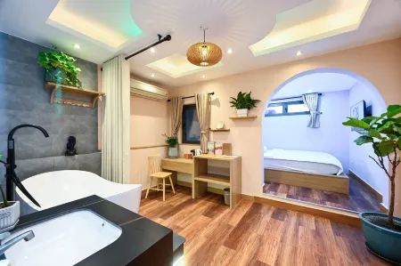 Elegant Feel Inn - M&A