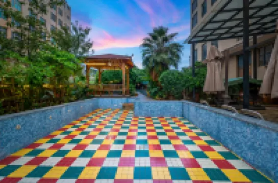 戴斯広場溫德姆ホテル（富康城ショッピングセンター）