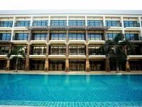 Summer Tree Hotel Hotels near Prawet