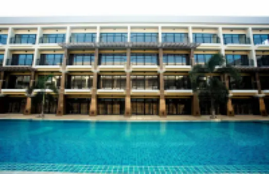 ซัมเมอร์ ทรี โฮเท็ล