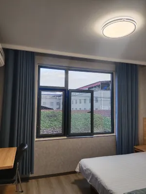 Mengzhou Wangjia Inn