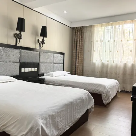 Neihuangzaoxiang Business Hotel