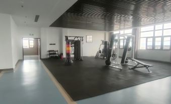 EZZI HOTEL