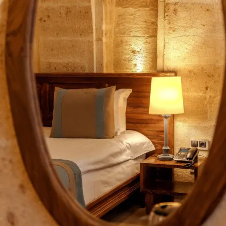 Misty Cave Hotel