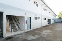 RedDoorz near SM Calamba