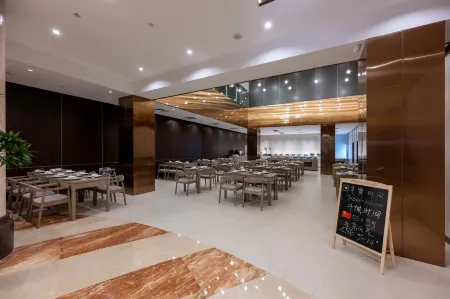 Compass Hotel Отели рядом с достопримечательностью «Changyang Park»