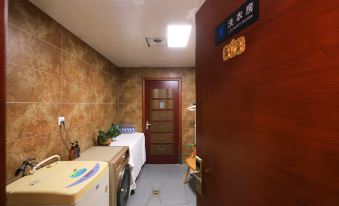 Ruisi Hotel