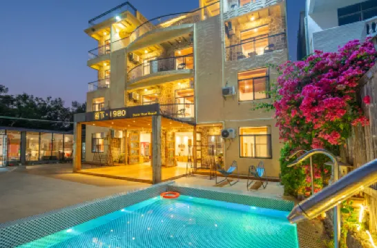 Stay · 1980 Sea View Holiday Resort Hotel (Drip Water Danping Shiluokou Beach Store) Hotel berhampiran Zhuzailing