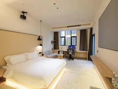 QIXI E-SPORTS HOTEL Hotels near Yuechi Gymnasium