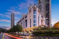 Huaxuan Hotel (Changsha Meixi Zijun Lugu High-tech Zone) Hotels near Meiling Park