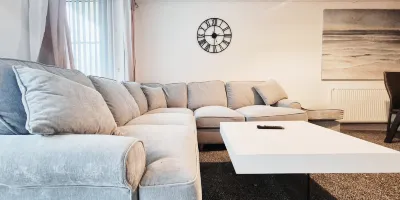 Comfy 2 Bedroom House with Great Parking Hotels in Carlton