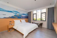 Wenshan Boting Hotel (Sanqi International Trade Market South City Bus Station) - balcony