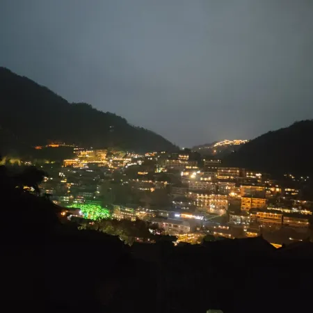 Wennuan Shiguang Scenic Homestay (Xijiang Qianhu Miaozhai Miaozu Bowuguan)