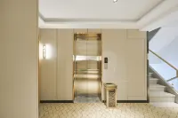 Jincheng Hotel (Harbin West Railway Station Haxi Wanda Plaza)