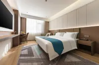 All are Huating Hotels (Longjiang Park Branch)
