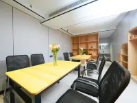 Sunshine Oman Intelligent Audiovisual Apartment Hotel (Wanda Plaza Store, Li County) Hotels in Li