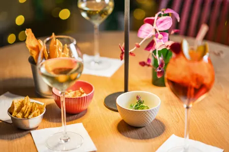 Dotcampus Отели рядом с достопримечательностью «Церковь св. Марцелина и св. Петра»