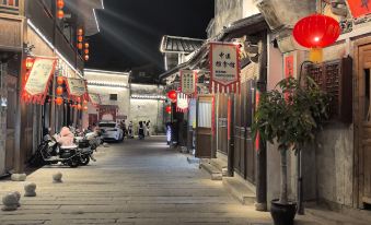 YUN BO LIGHT LUXURY HOTEL