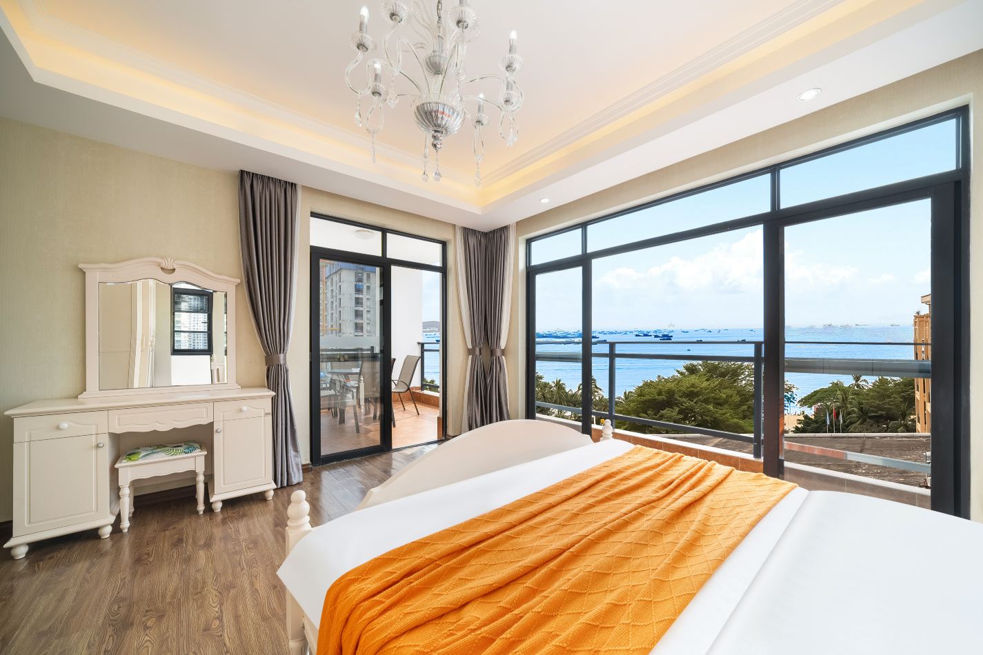 Sanya Haiyun Xinju Family Seaside Holiday Apartment (Coconut Dream Corridor, Haiyue Square)